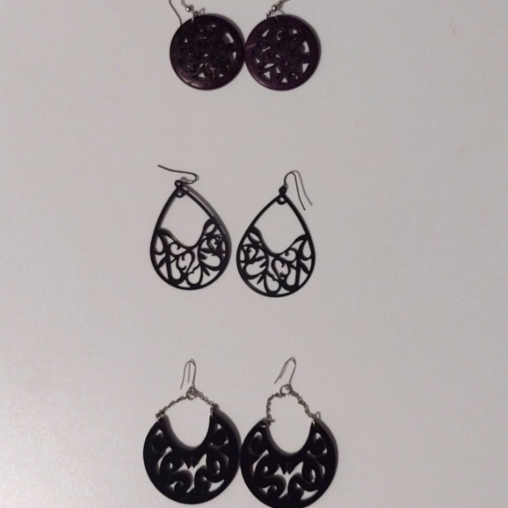 Lot of earrings